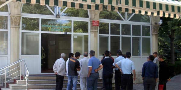 Cami içerisinde yangın çıktı