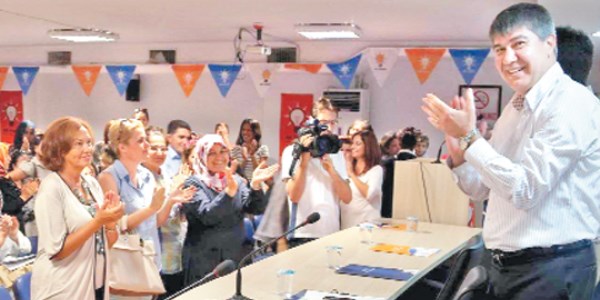 Antalya Büyükşehir belediyesi yolsuzluk batağına battı
