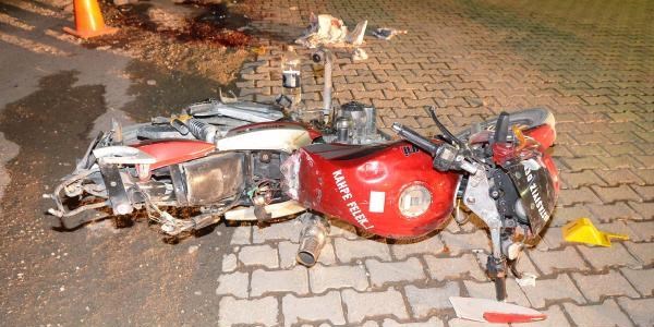 Kamyonun çarptığı motosikletin kasksız sürücüsü öldü