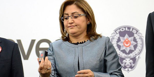 Panik butonu kadına güven veriyor