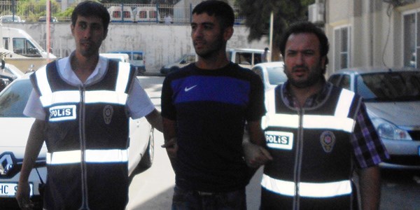İzmir'de içki hırsızı son işinde yakayı ele verdi