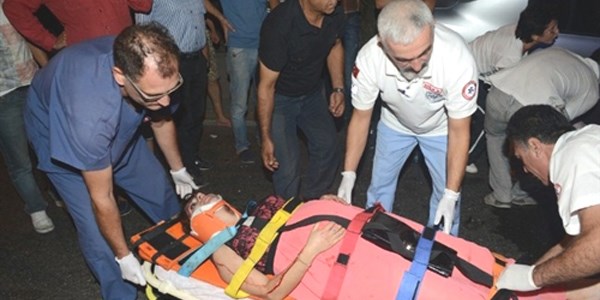 Kaza geçiren hamile kadın bebeğini kaybetti