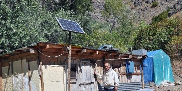 Ayıyla mücadelede güneş enerjisi dönemi