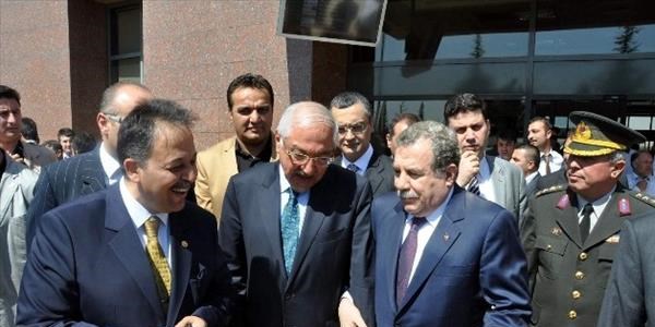 İçişleri Bakanı Güler, Cahit Nakıboğlu'na OSB'yi sordu