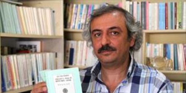 Prof. Dr. Özden: Felsefe dersi kaldırılırsa, ilahiyat fakülteleri 'yüksek kuran kursu' olur