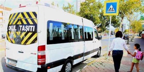 Servis şoförüne tesbih yasak
