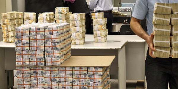 Bütçe 8 ayda 231 milyon lira fazla verdi