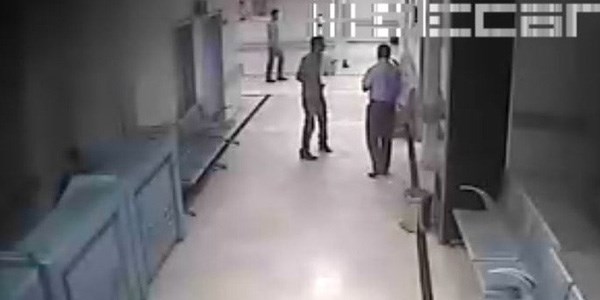 Doktor odasında hırsızlık iddiası