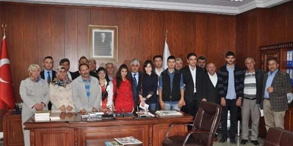 Sorgun Belediyesi başarılı olan öğrencileri ödüllendirdi