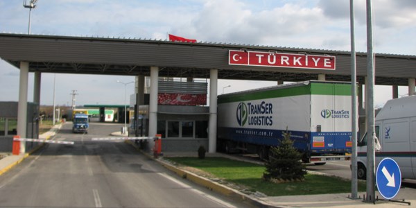 Gümrük kapıları yap-işlet-devret modeli ile yenilenecek