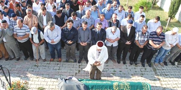 Düştüğü çukurdan 5 gün sonra çıkarılan adam tedavi gördüğü hastanede öldü
