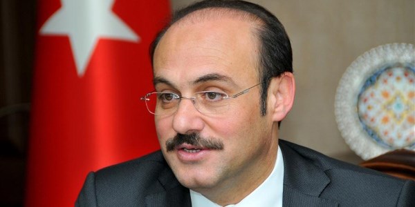 YTB'deki böceklerin altından kıskançlık çıktı