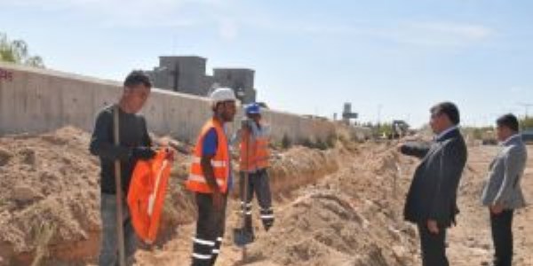 Belediye Başkanı Akdoğan, bor yolu genişletme çalışmalarını inceledi