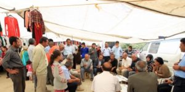 Belediye semt pazarlarını denetledi