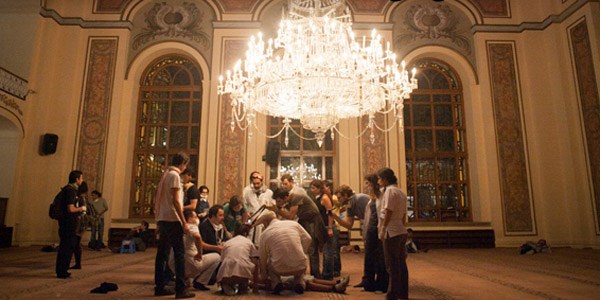 Dolmabahçe Camii müezzini ve imamı gitti