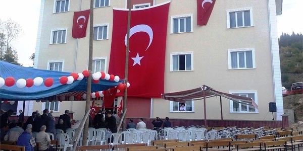 Kurucaşile Liman Öğrenci Yurdu hizmete açıldı