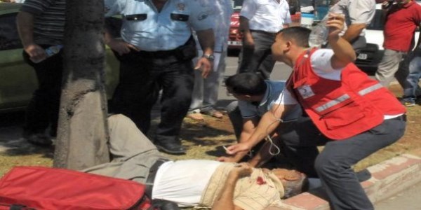 Kazazedeye ilk müdahaleyi Kızılay ekibi yaptı