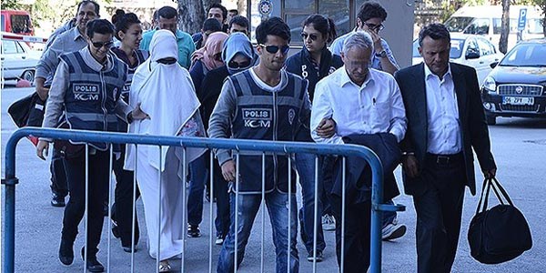 Böcek soruşturmasında gözaltına alınanlar serbest kaldı