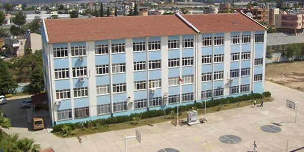 Öğretmen nasihat cezasını iptal ettirdi
