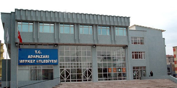 Adapazarı Belediye Başkanına ihale gözaltısı