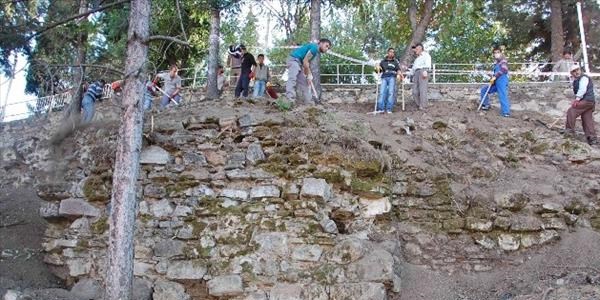 Simav'da tarih gün yüzüne çıkıyor