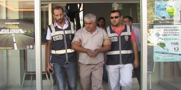 Sahte savcılar suçüstü yakalandı