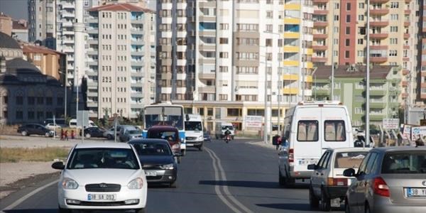 Melikgazi trafiği rahatlatacak alternatif yollar yaptı