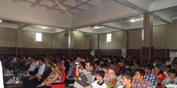 Lise öğrencilerine uyuşturucunun zararları anlatıldı