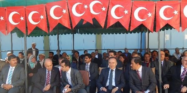 Erzurum'da çiftçilere makine ekipman desteğinde bulunuldu
