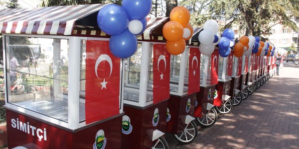 İnegöl Belediyesi'nden simitçilere tek tip araba