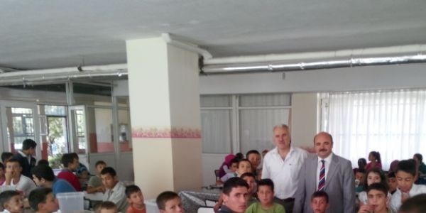 Burhaniye'de okullara müdür ziyareti