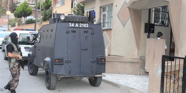 İstanbul'da şafak operasyonu