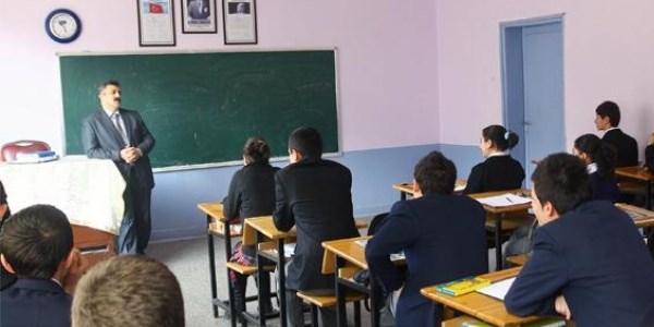 Lise öğretmenleri Eylül'de ek ders alacak mı?