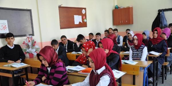 Tandır faciası: Liseli öğrenci öldü, anne-babası komada