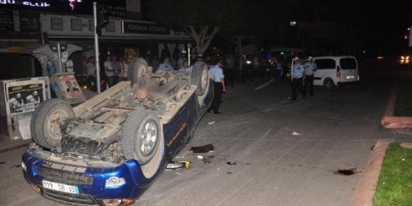 Adana'da kaza: 2 yaralı