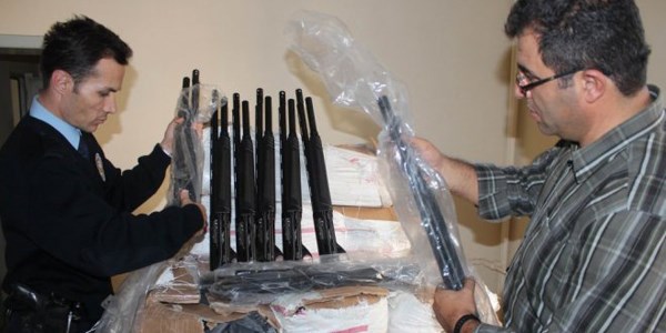 120 kaçak pompalı tüfek ele geçirildi