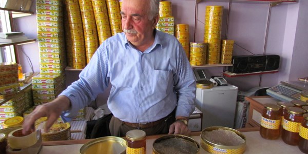 Bal satıcıları hakiki bal bulamıyor