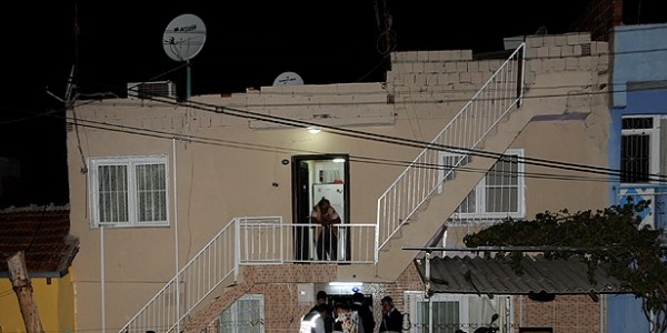 İzmir'de emniyetten şafak baskını