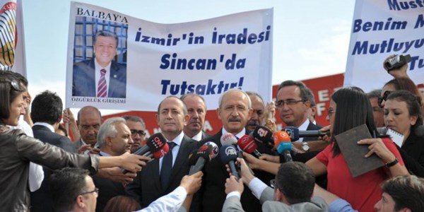 TBMM önünde 'Mustafa Balbay' eylemi