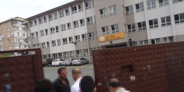 Bir lisede iki müdür
