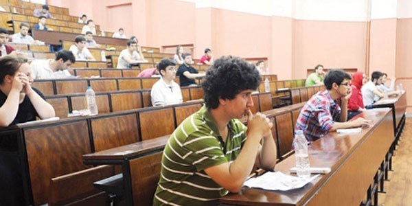Ek yerleştirmeler için yurt ve burs başvuruları başladı