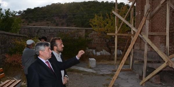 Melikgazi Türbesi restore ediliyor