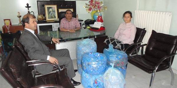 Besni Milli Eğitim Müdürlüğü'nden ASD'ye 400 bin kapak