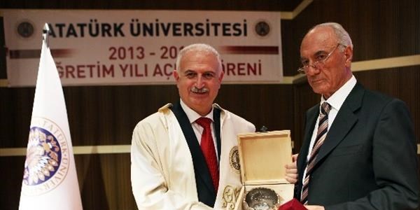 Atatürk Üniversitesi 2013-2014 akademik eğitim öğretim yılı açılış töreni