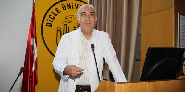 Dicle Üniversitesi'nde hastalara anadilde bilgi veriliyor