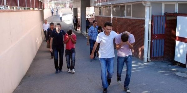 Motosiklet hırsızlığı iddiasına 4 gözaltı