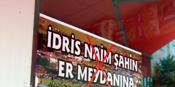 İdris Naim Şahin er meydanına adı verildi, tepki üzerine askıya alındı