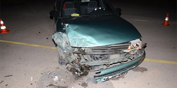 Elbistan'da trafik kazası: 3 yaralı