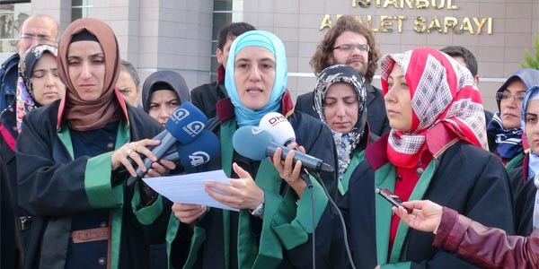 Hukukçu kadınlar, 'başörtüsüne her meslekte özgürlük' istedi