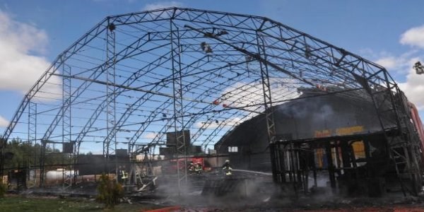 Okulun spor salonunda yangın çıktı